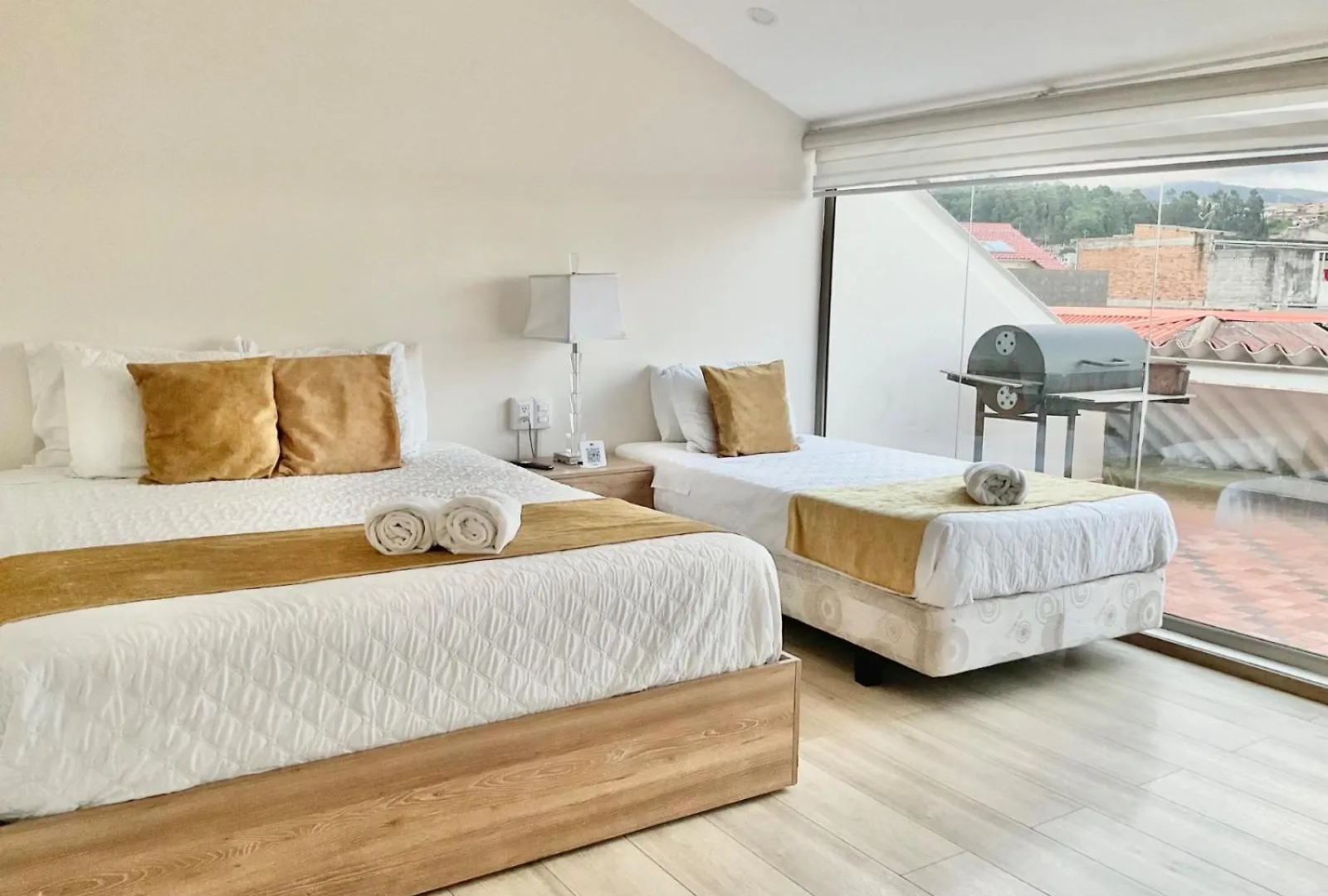מלון דירות Hotel Iqon קואנקה אקוודור