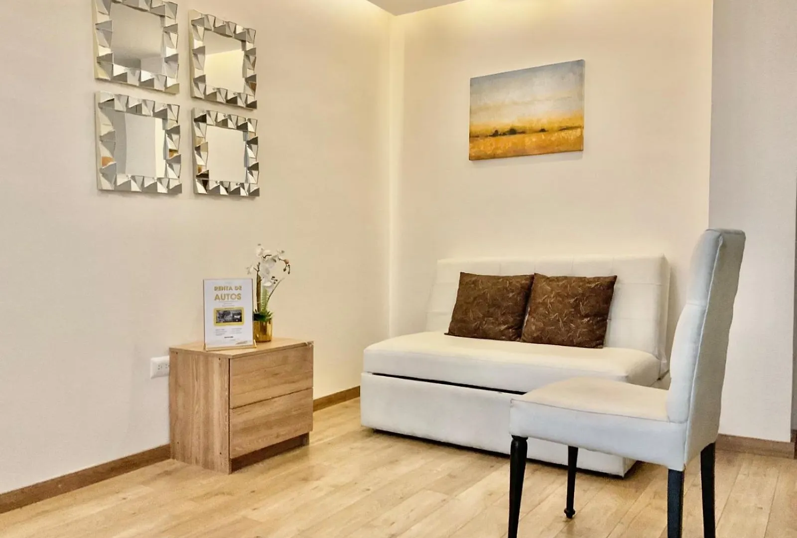 Hotel Iqon קואנקה מלון דירות